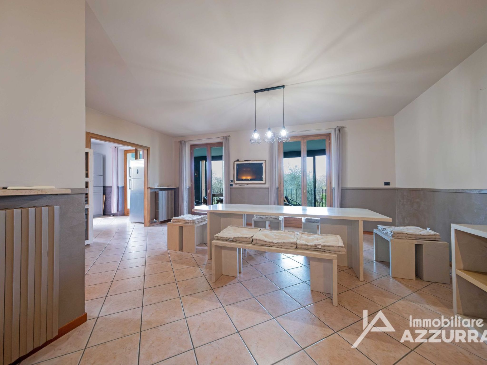 Photo of Villa i Roccoli, zwischen Olivenbäumen mit priva