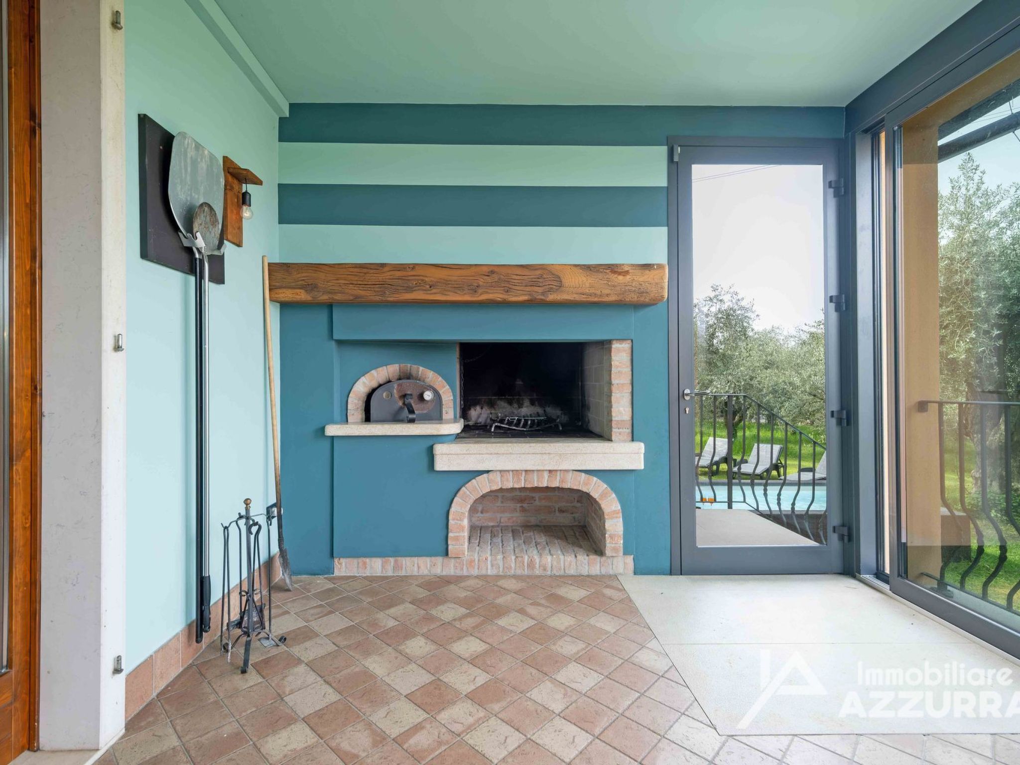 Photo of Villa i Roccoli, zwischen Olivenbäumen mit priva