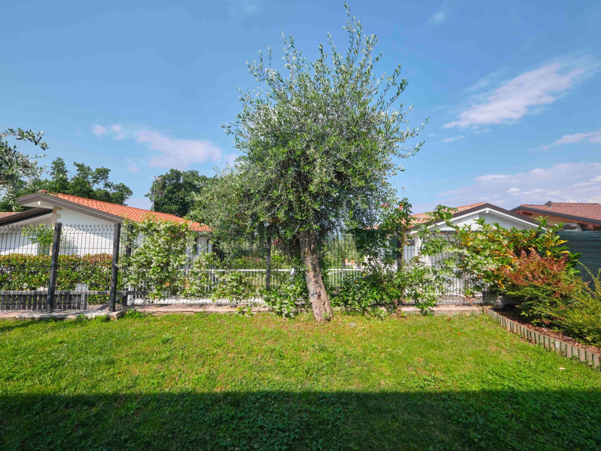 Schönes Ferienhaus Villetta Batik-Binnen