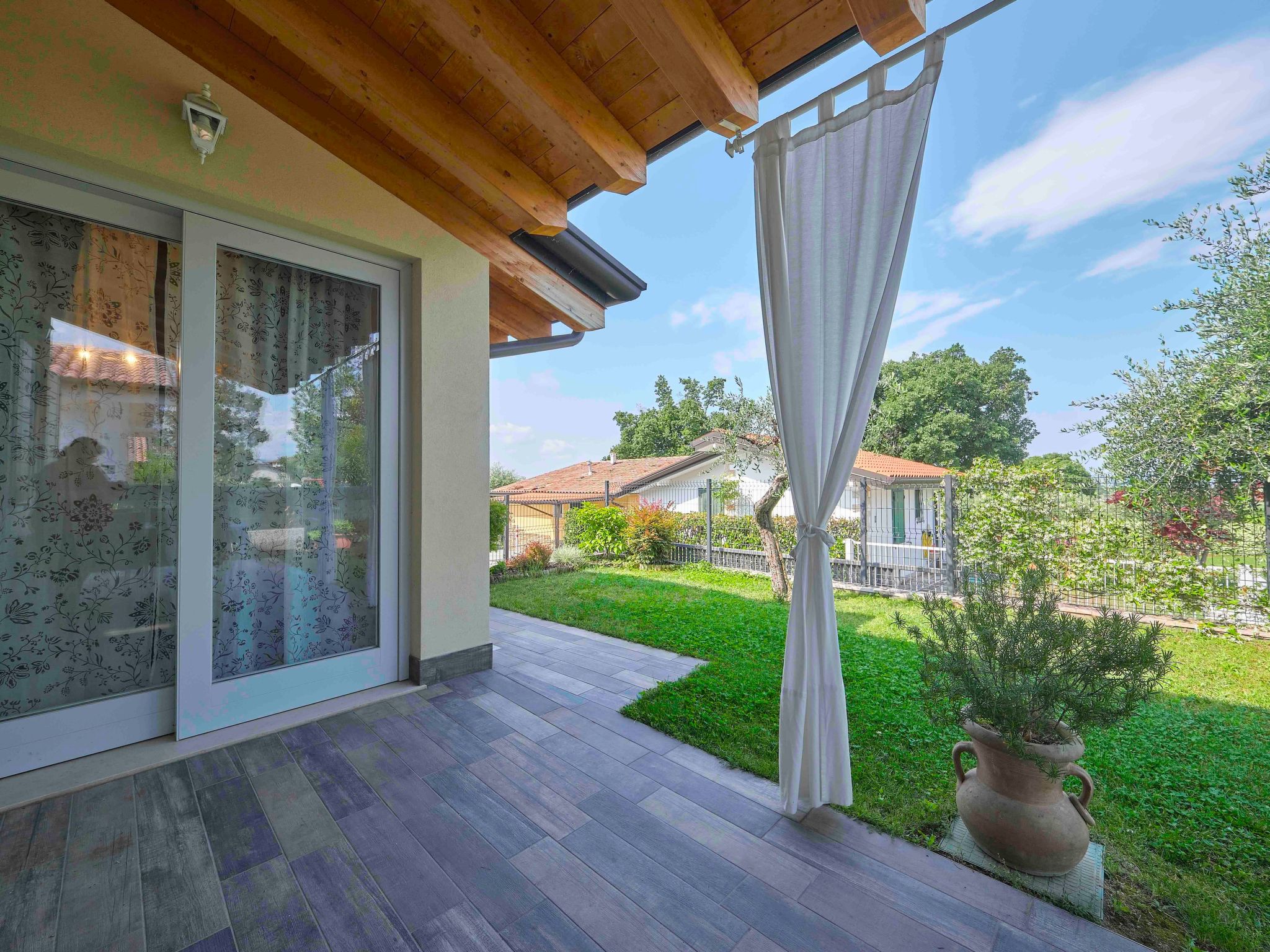 Schönes Ferienhaus Villetta Batik-Binnen