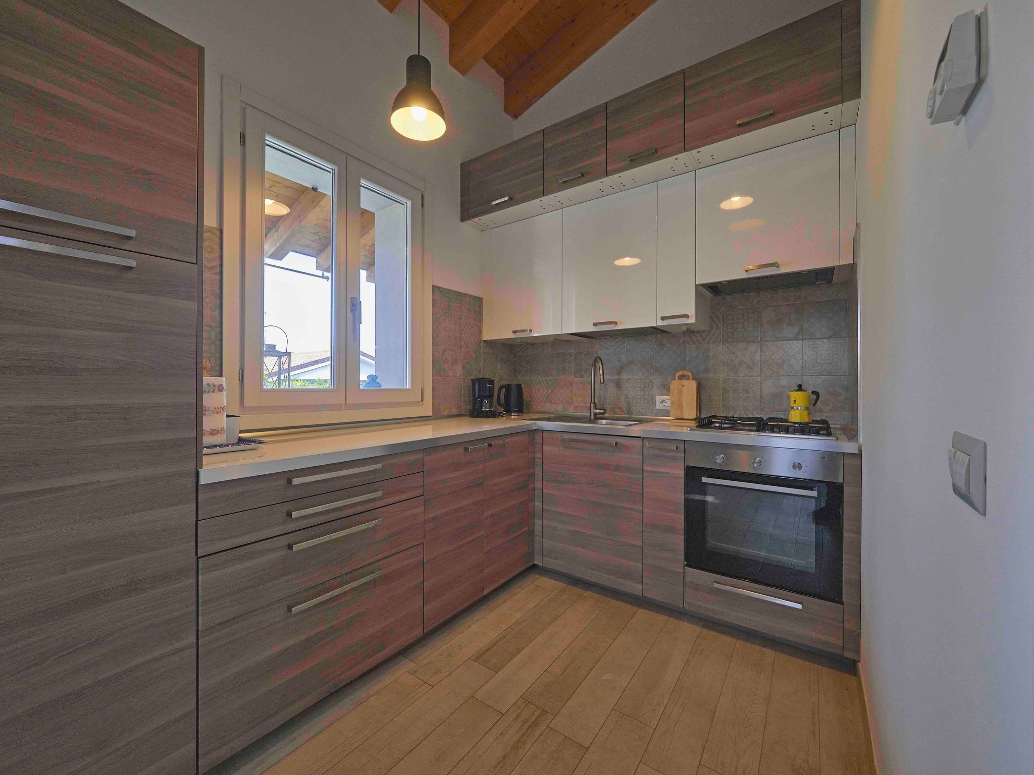 Schönes Ferienhaus Villetta Batik-Binnen