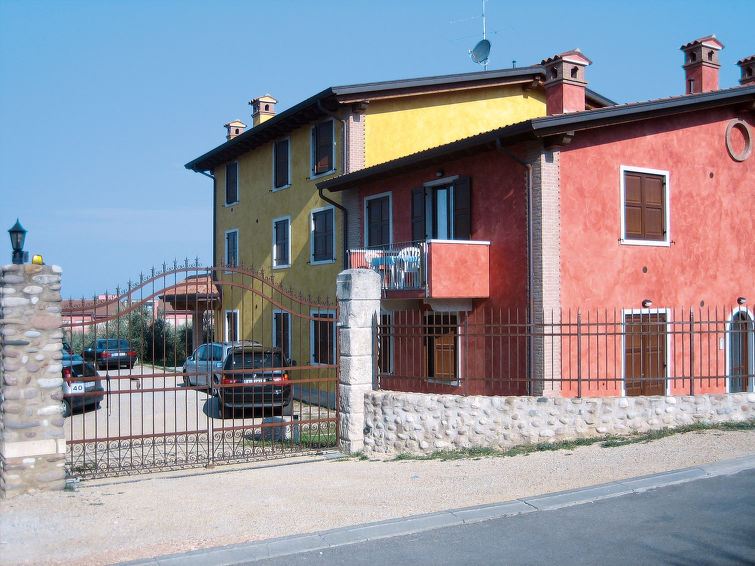 Casa Rossa (LAZ176)