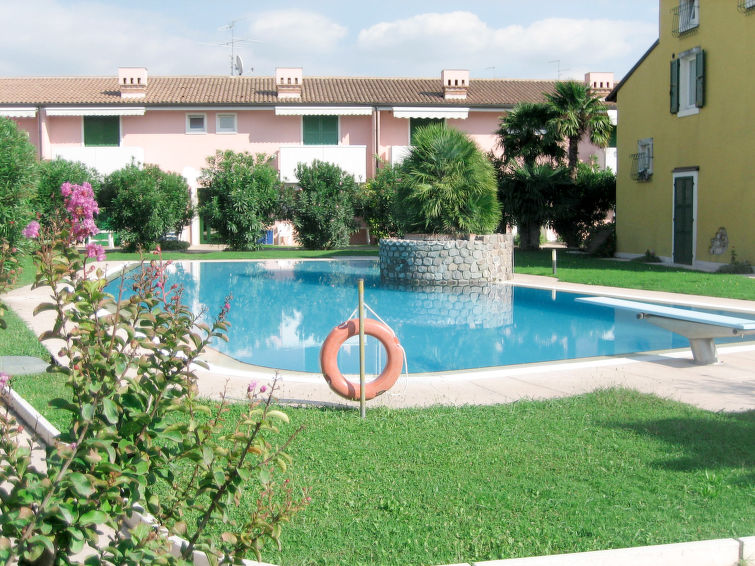 Meridiana Apartment in Lazise