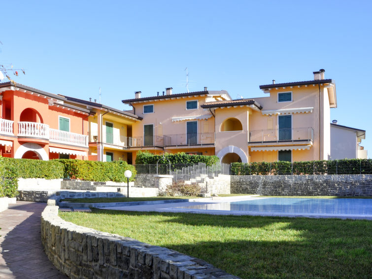 Lady Anna Apartment in Lazise