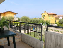 Knus appartement voor 4 bij Lazise met zwembad, op 1 km van het Gardameer - thumbnail 2