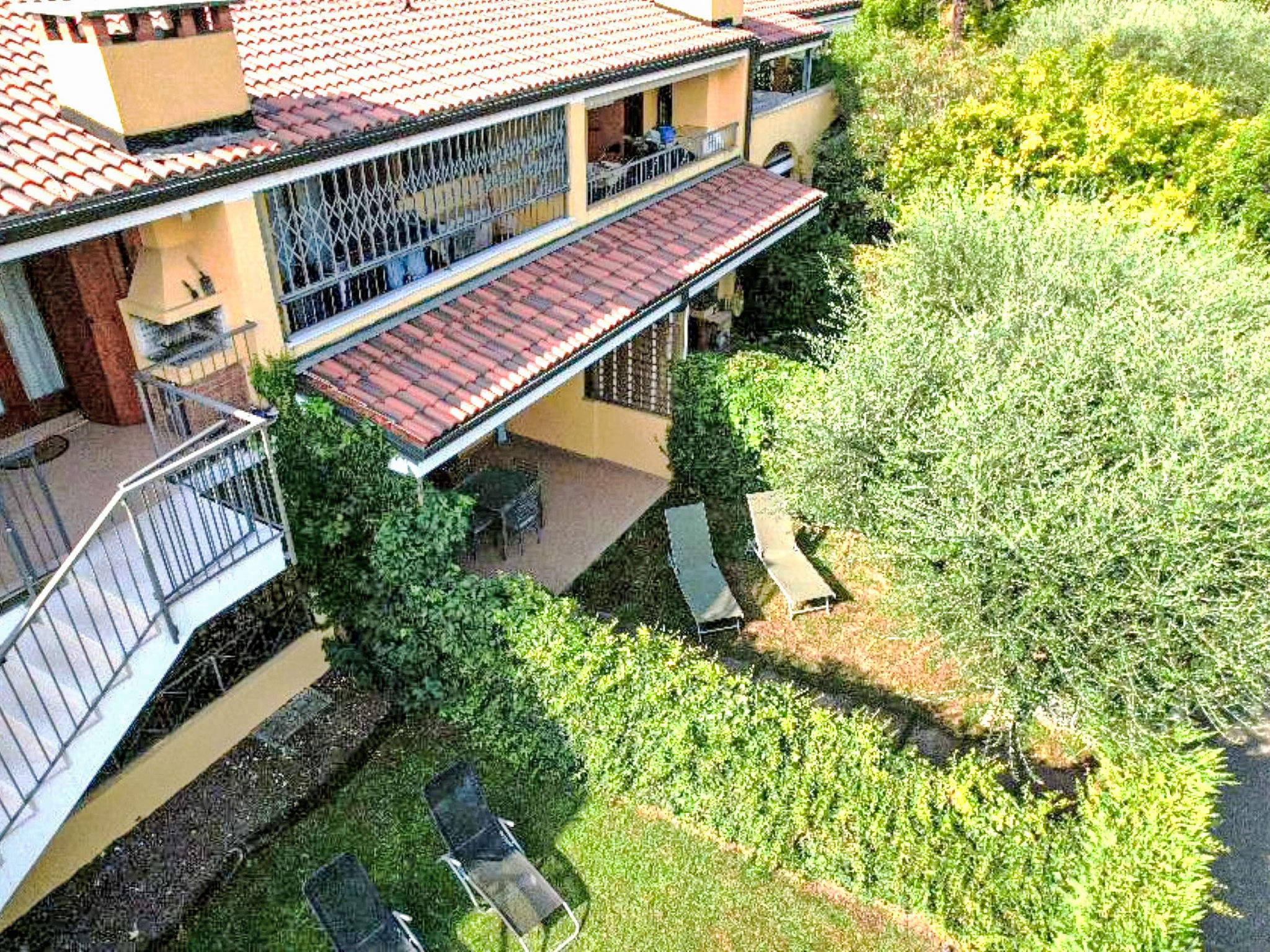 Appartement – Extérieur de la maison, photo 6 sur 33
