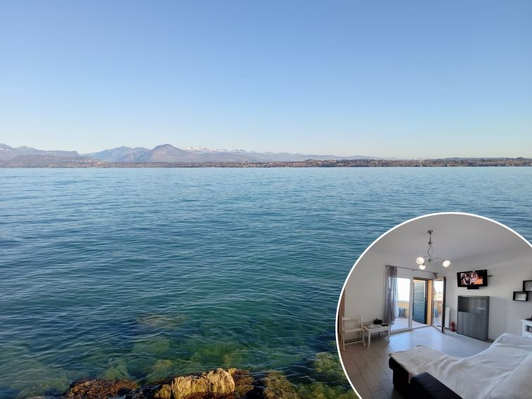 4-persoons appartement met meer- en bergzicht in Peschiera del Garda in Peschiera del Garda
