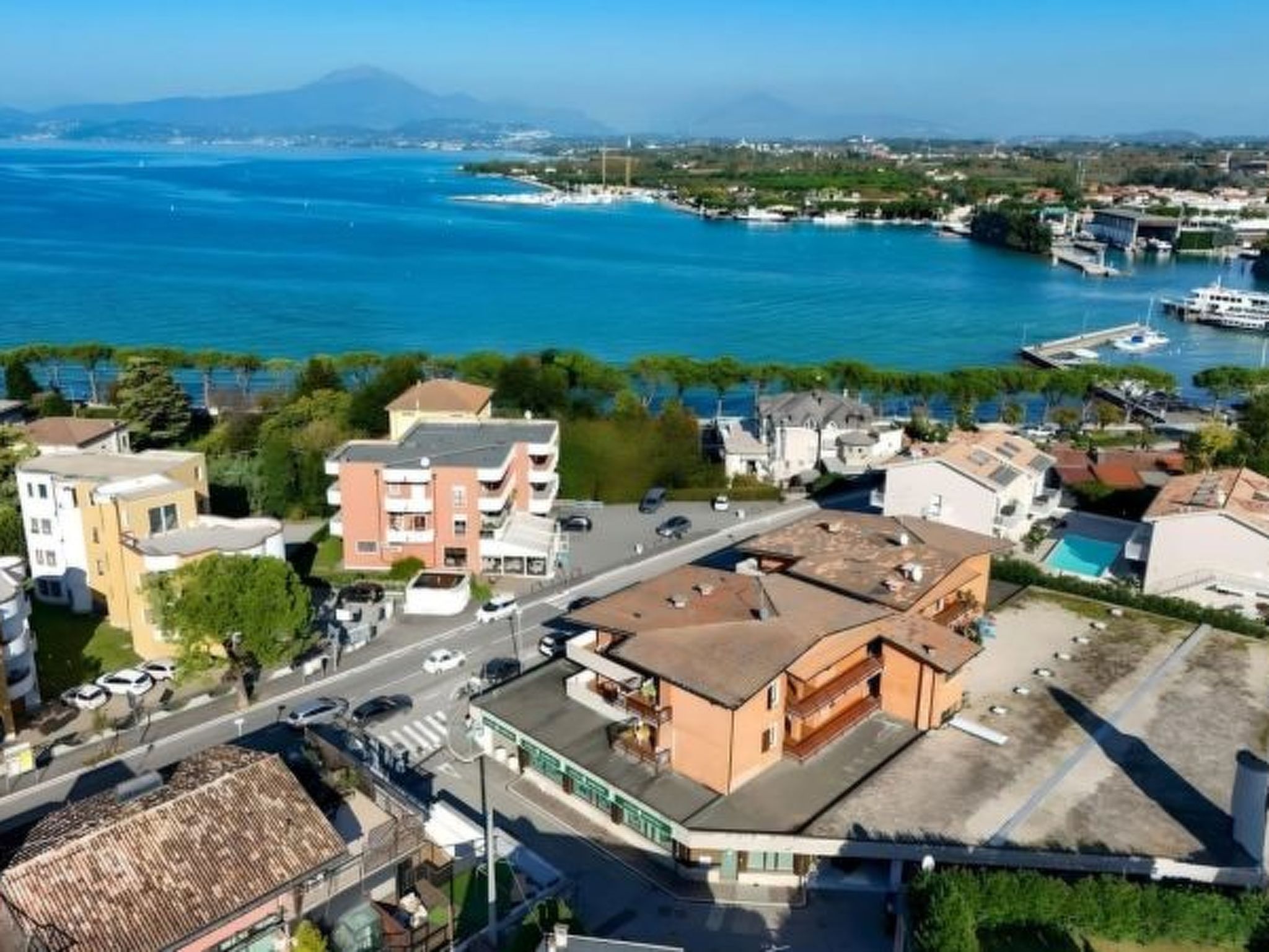 Photo of Desenzanoloft Lighthouse Apartment