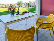 Ruim appartement voor 6 bij Peschiera del Garda met 3 zwembaden - thumbnail 3