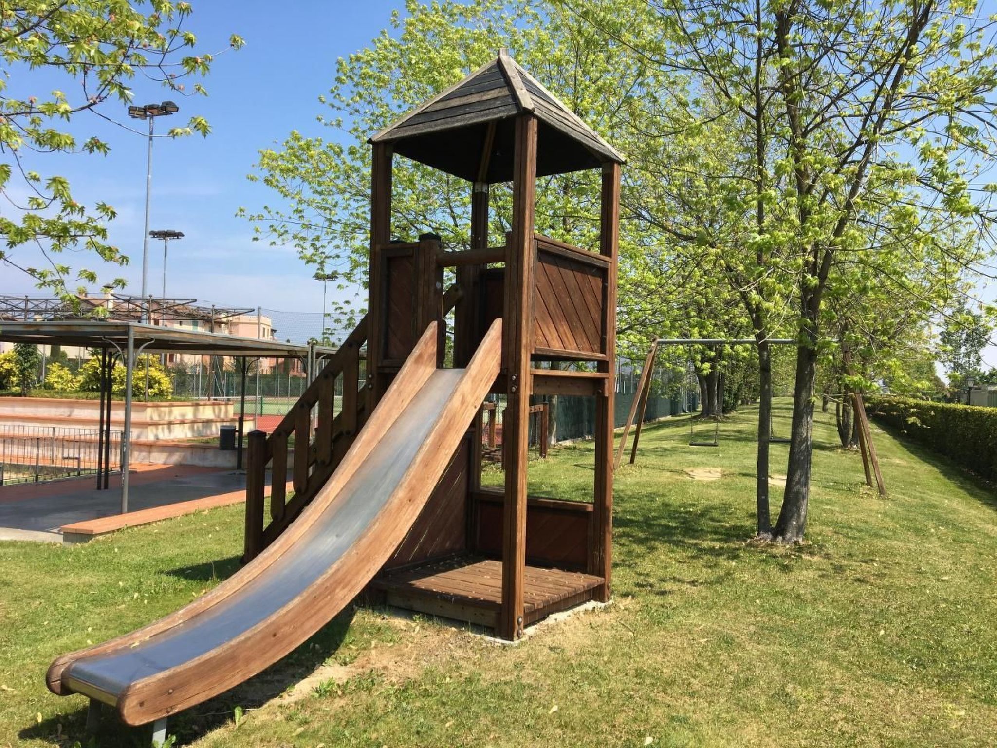 Wohnung im Resort mit großes Schwimmbad und Sportbereich-Image-tags.info