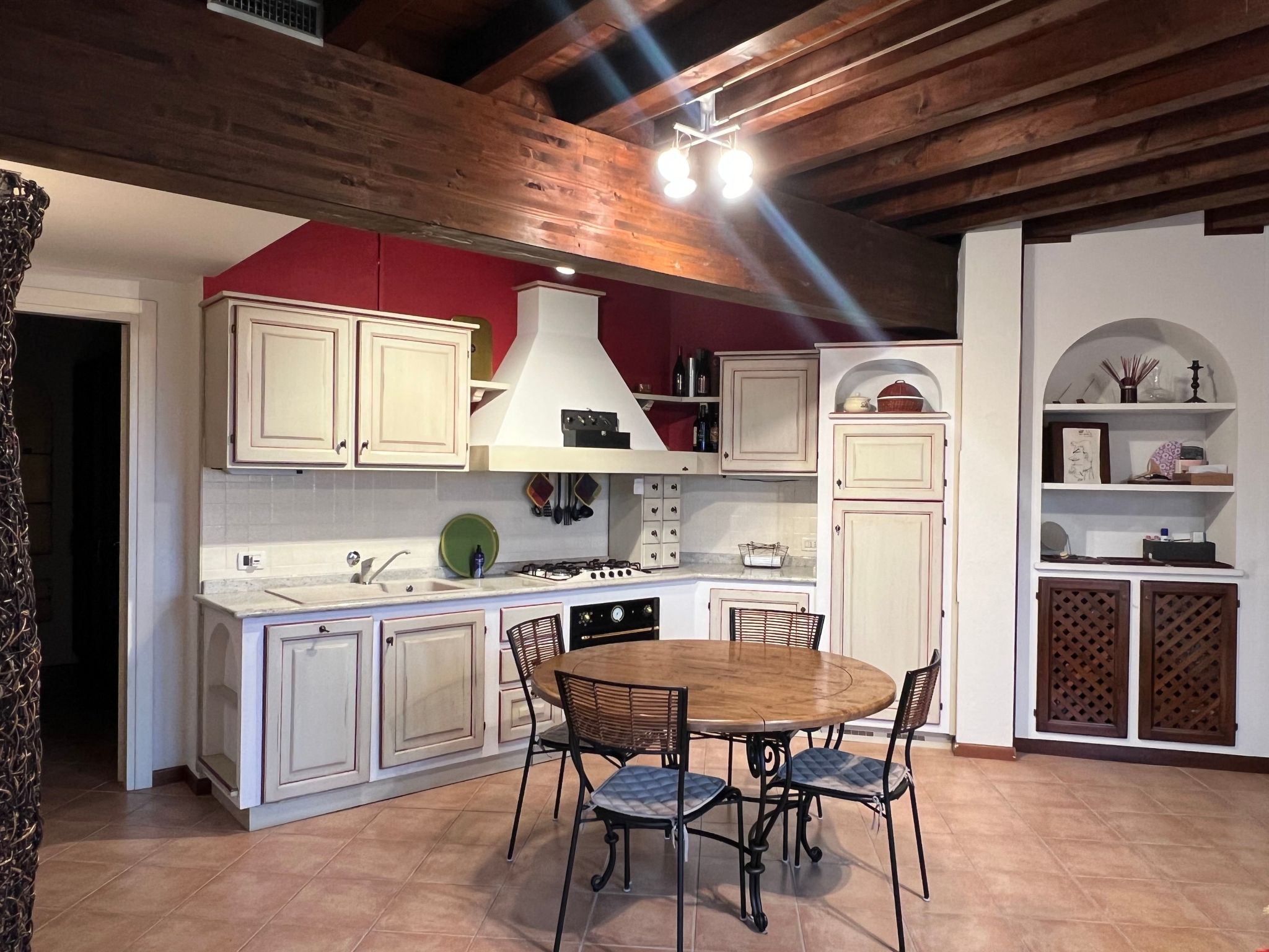 Wohnung im Resort mit großes Schwimmbad und Sportbereich-Drinnen