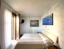 Wohnung mit Terrasse