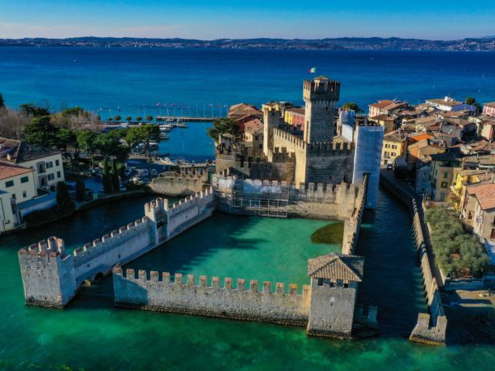 Photo of DesenzanoLoft Eden mit Seeblick und privatem Strand