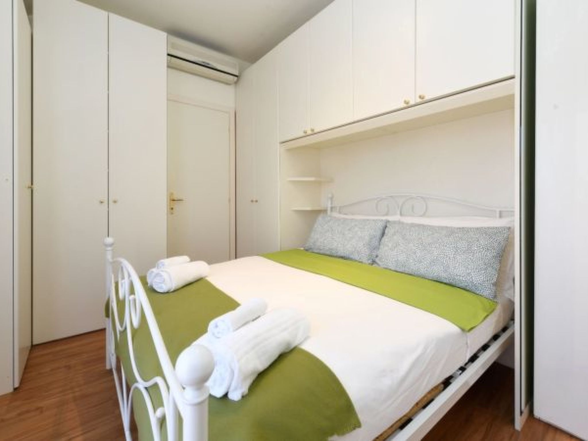 Photo of DesenzanoLoft Eden mit Seeblick und privatem Strand