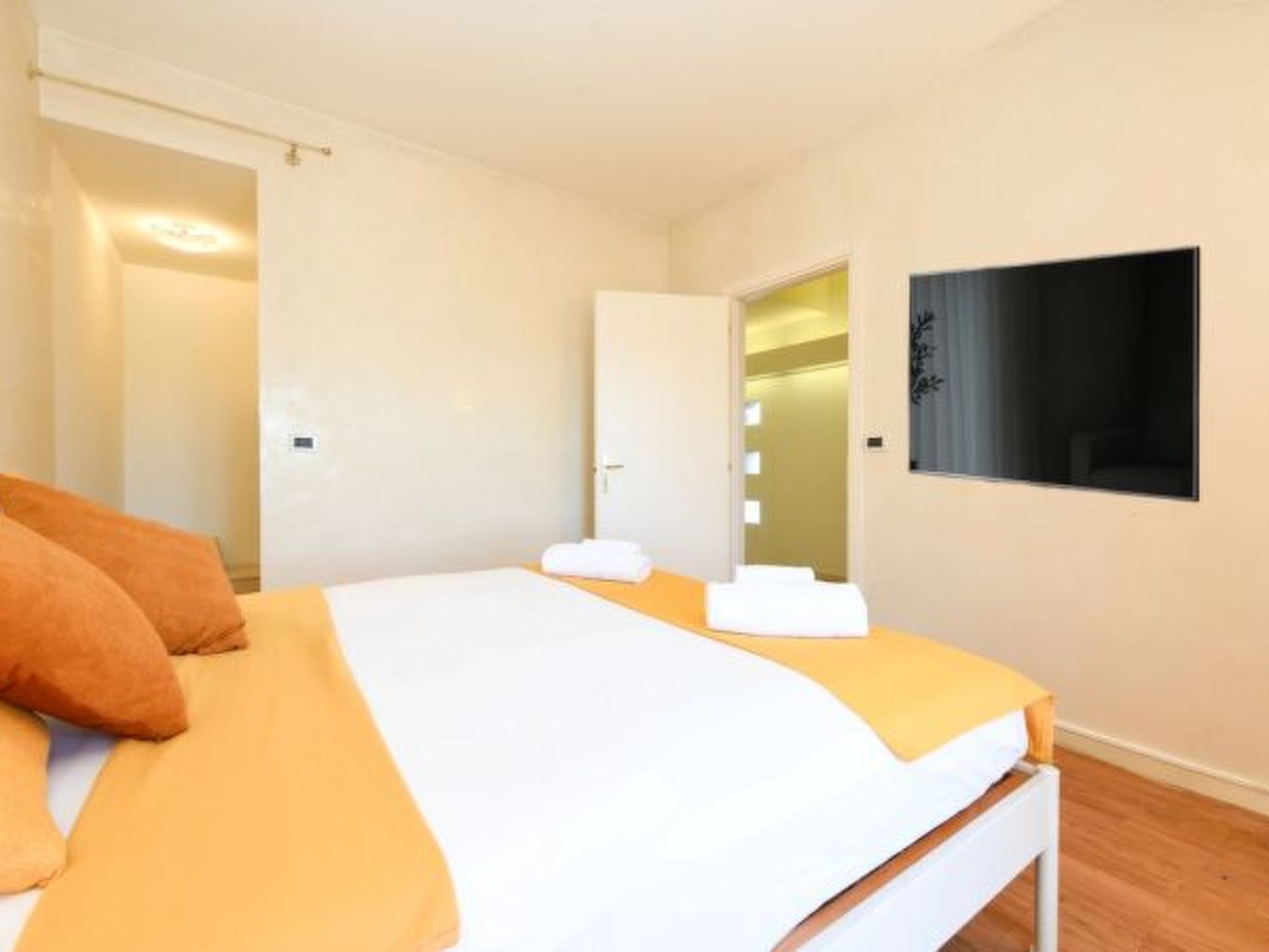 Photo of DesenzanoLoft Eden mit Seeblick und privatem Strand