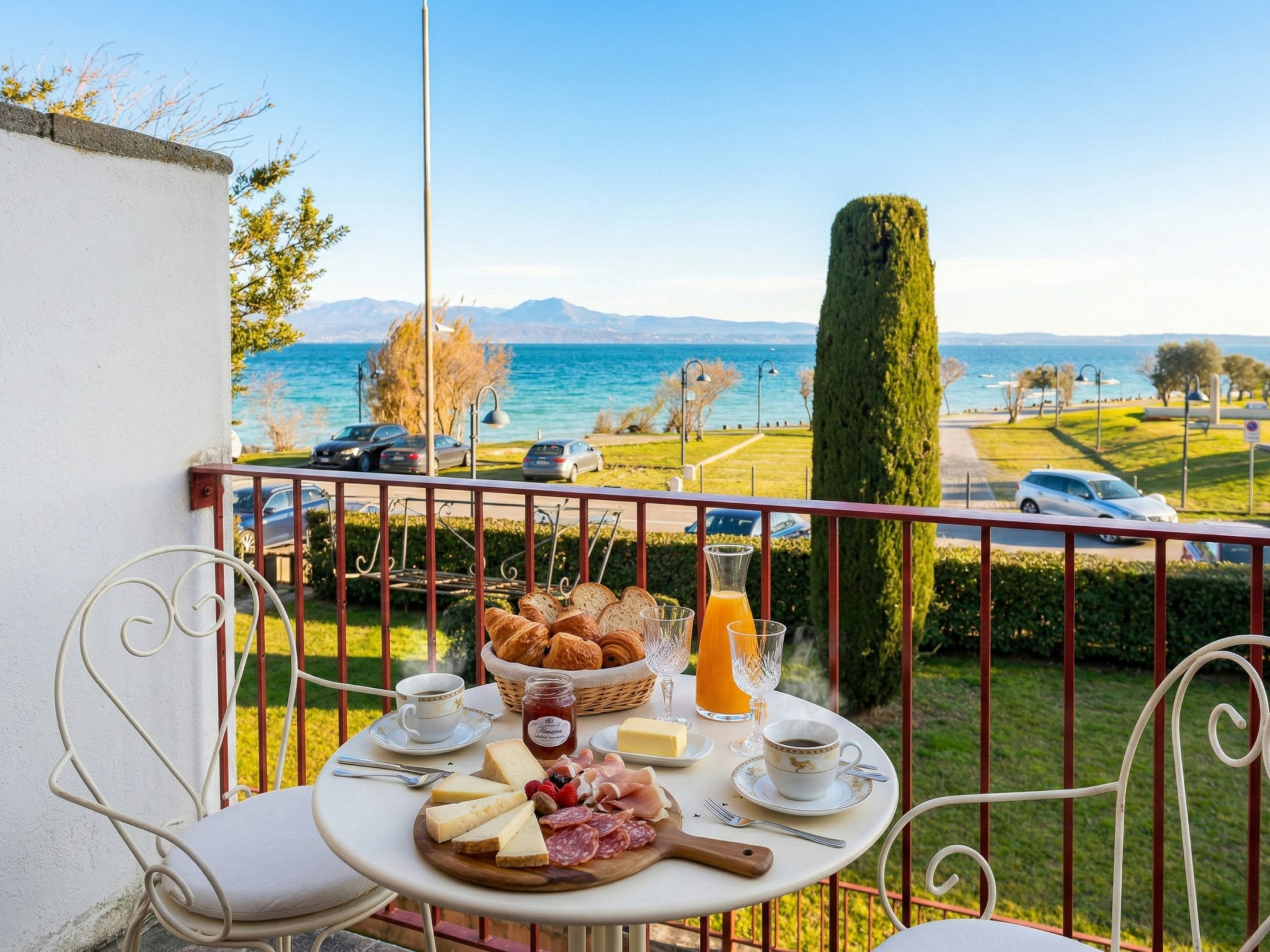 74 Desenzanoloft Eden Lake View And Private Beach