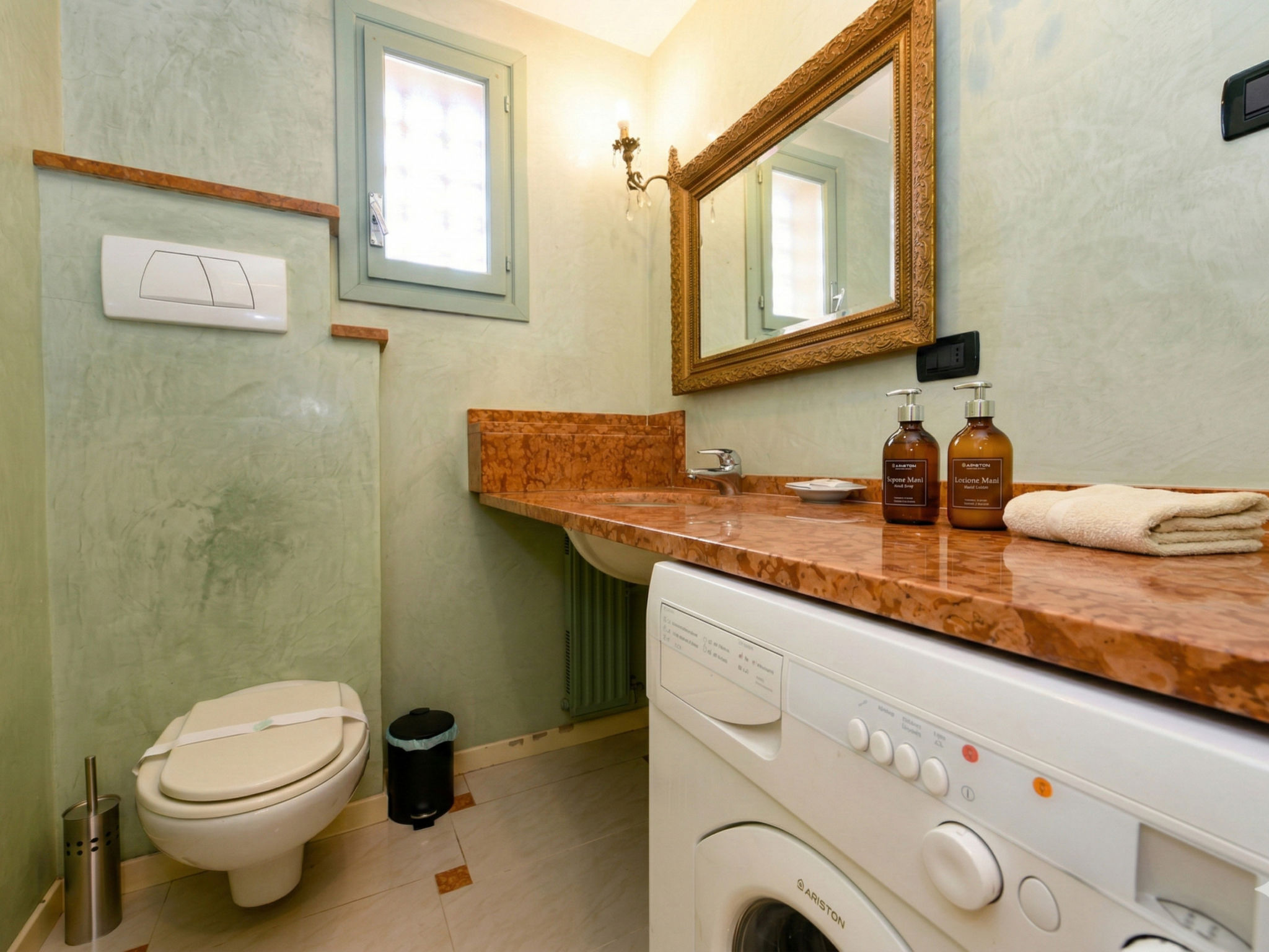 Photo of 74 Desenzanoloft Eden Lake View And Private Beach