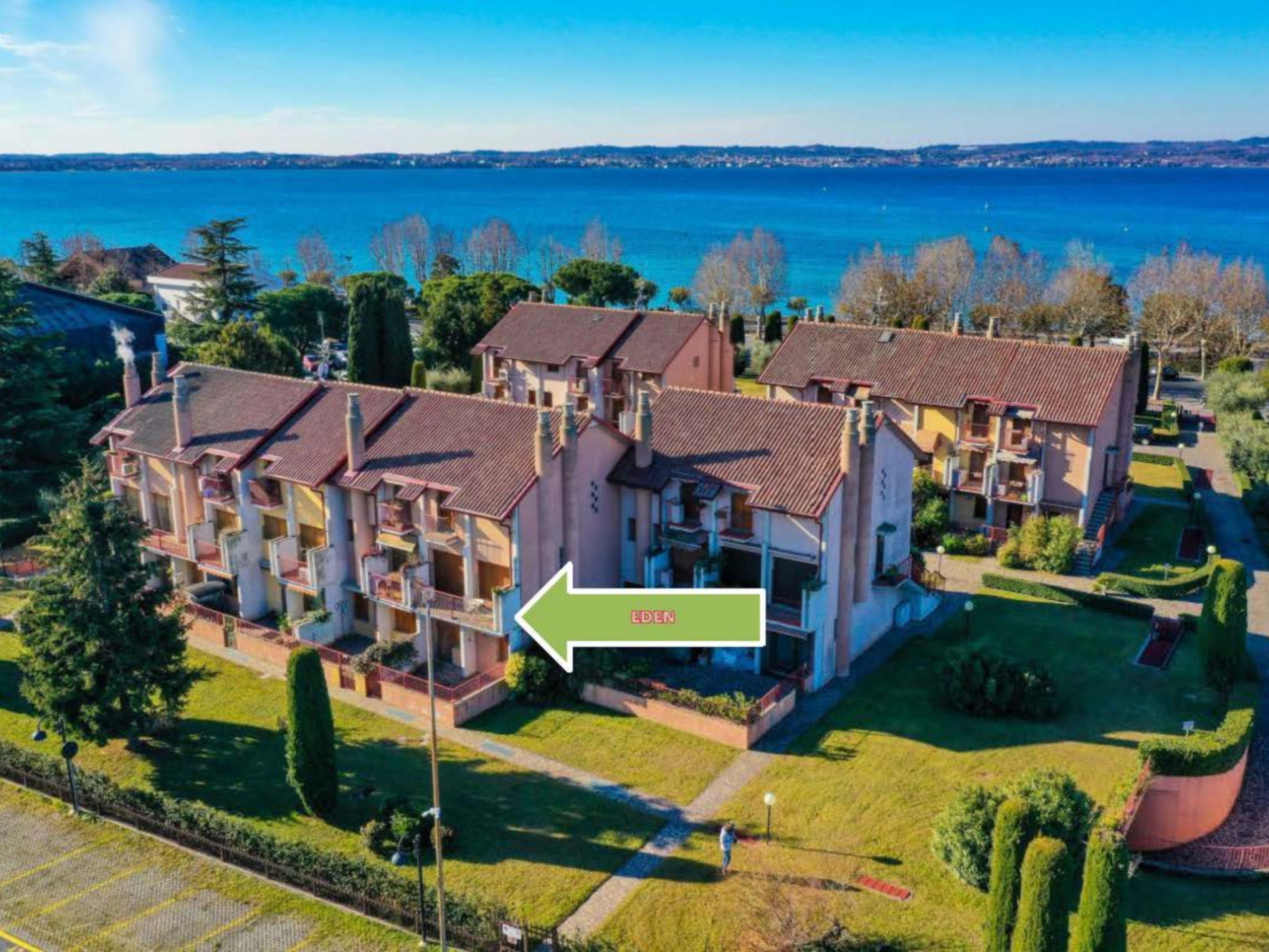Photo of 74 Desenzanoloft Eden Lake View And Private Beach