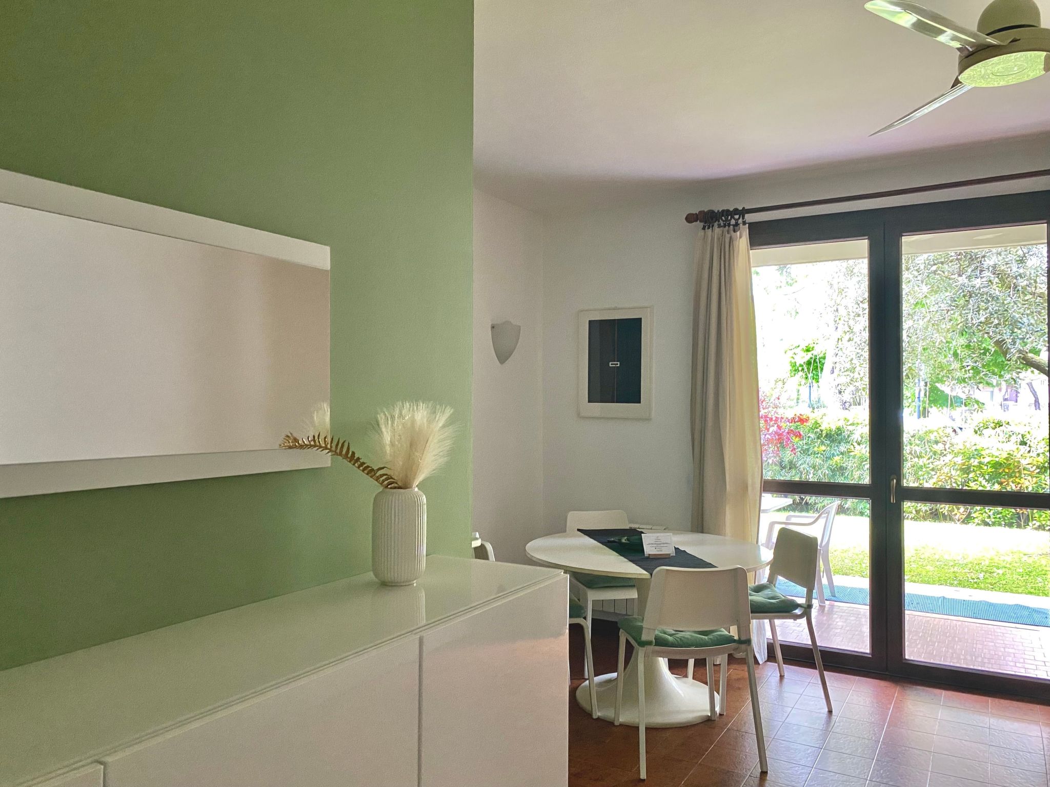 Gemütliche Drei-Zimmer-Wohnung mit Garten-Inside