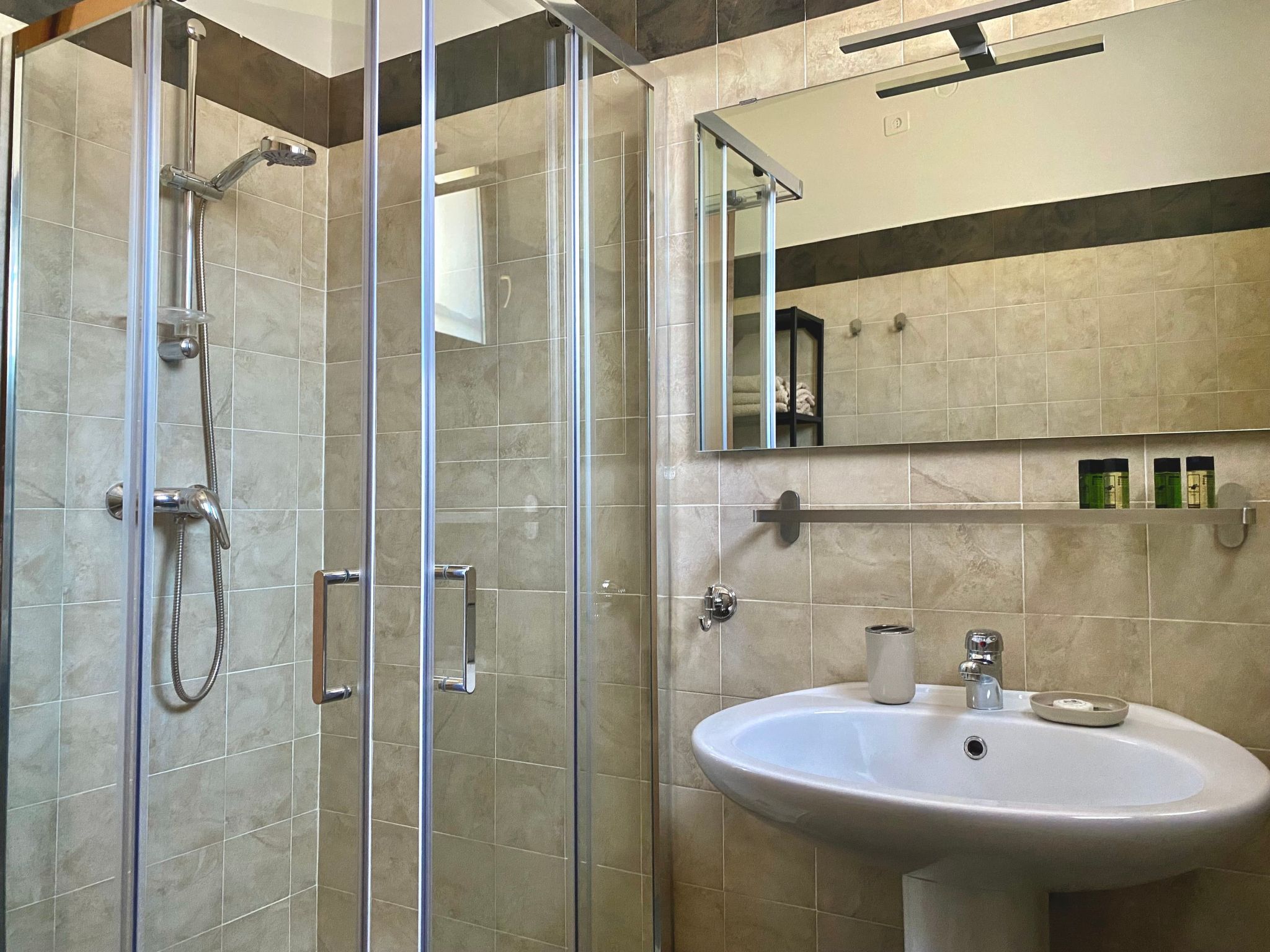 Gemütliche Drei-Zimmer-Wohnung mit Garten-Inside