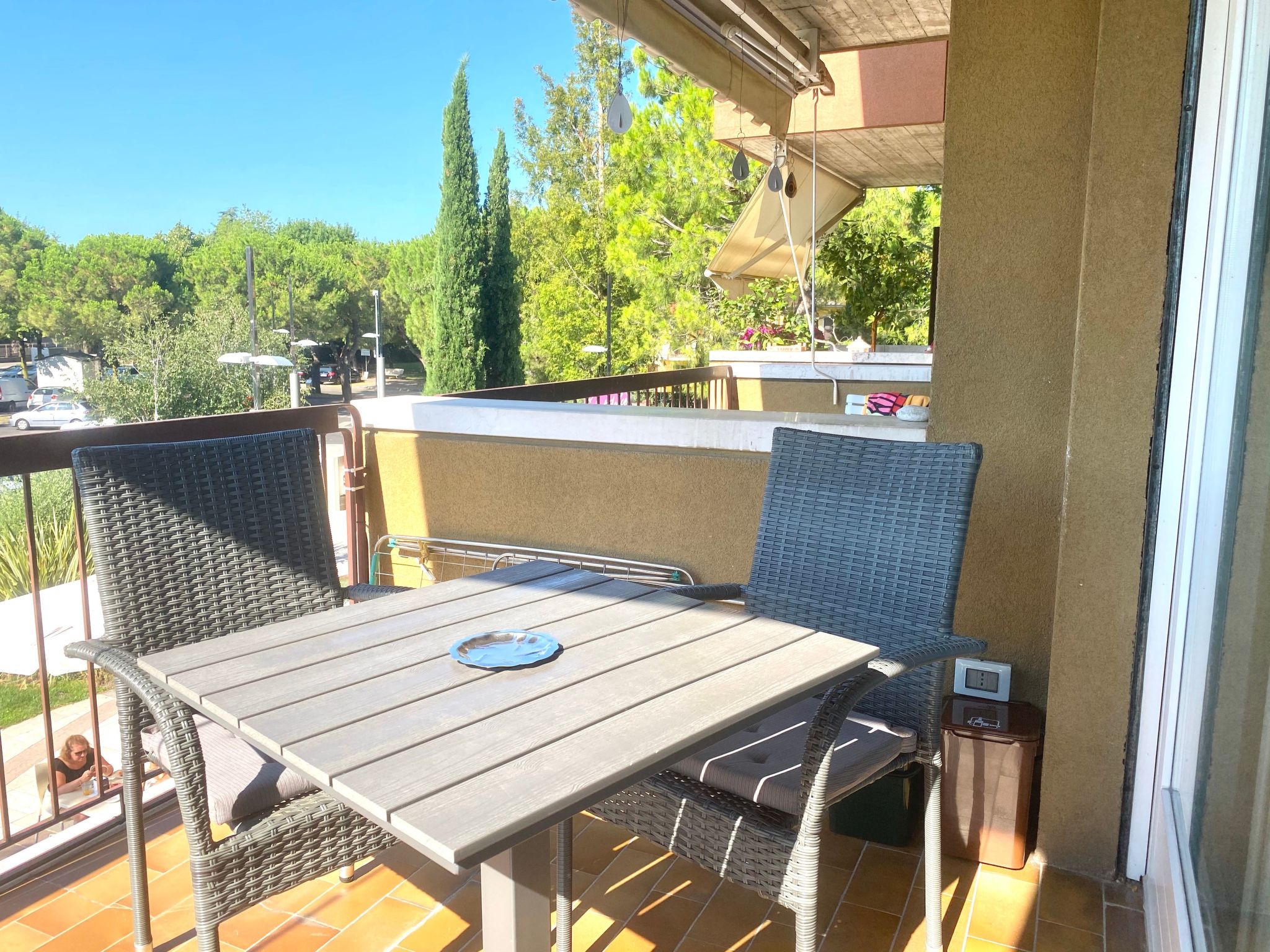 Schönes Studio-Apartment - Pool und Balkon-Inside