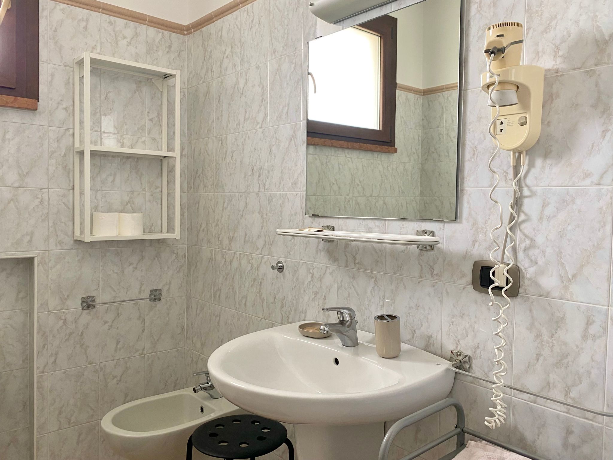 Gemütliche Drei-Zimmer-Wohnung mit Balkon-Inside