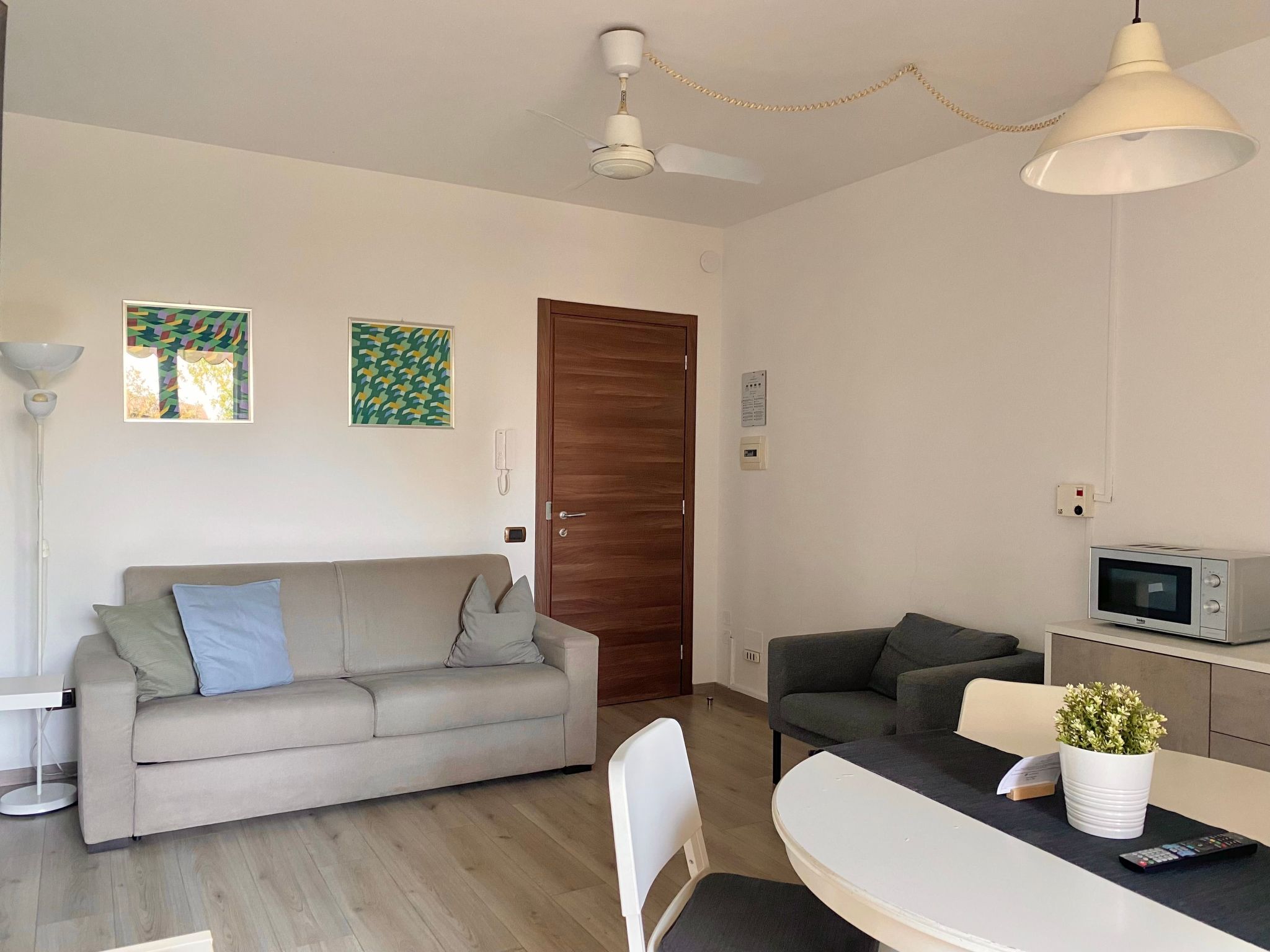 Gemütliche Dreizimmerwohnung mit Balkon-Inside