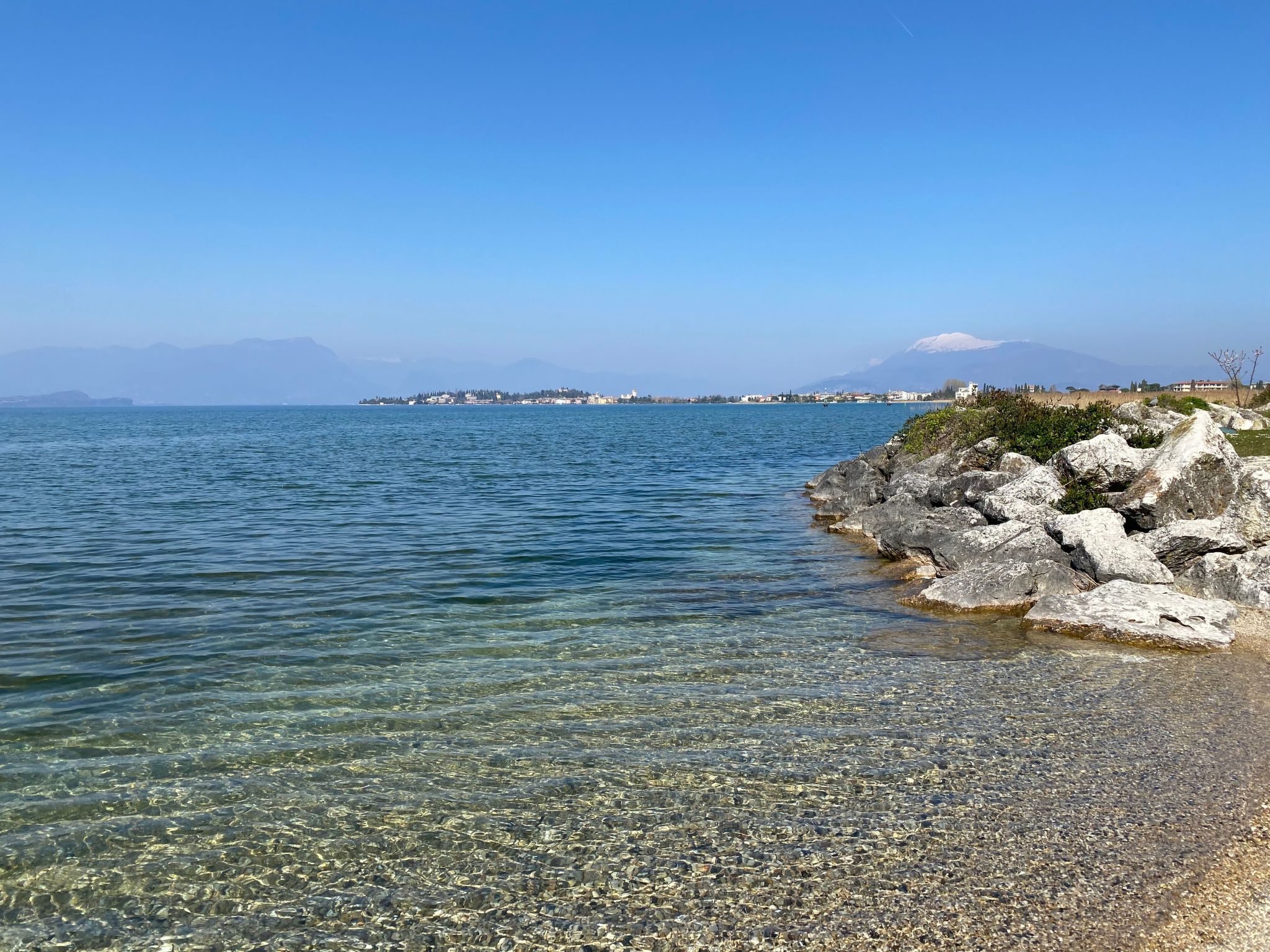 Gemütliche Drei-Zimmer-Wohnung mit Garten-Binnen