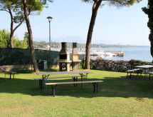 Ferienhaus Front Lake Resort Le Corti del Lago