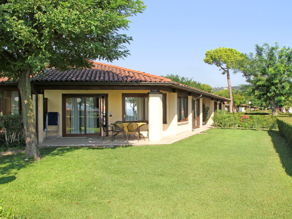 Vakantiehuis Front Lake Resort Le Corti del Lago