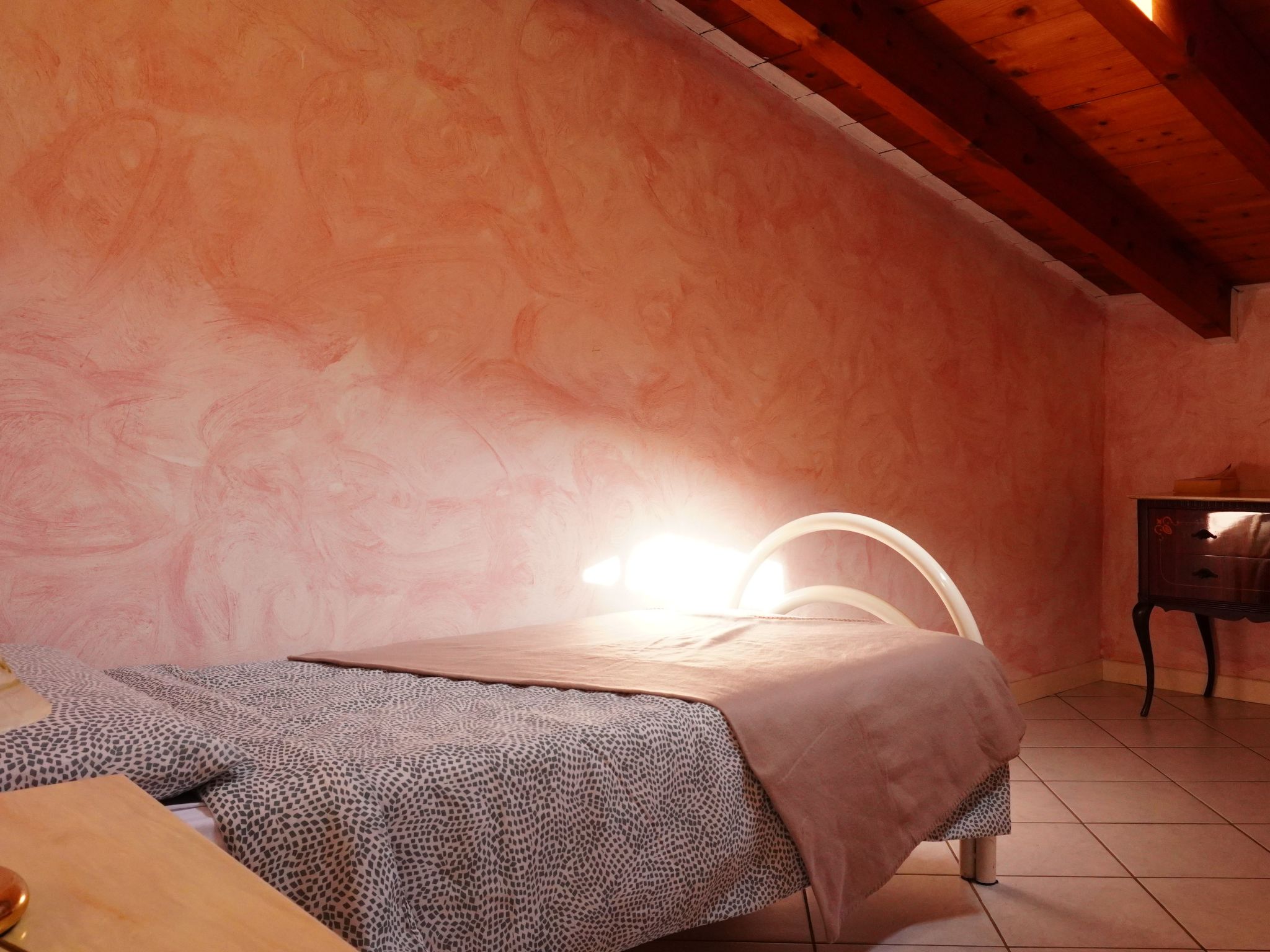 La Mansarda a Lago - Lina 3-Drinnen