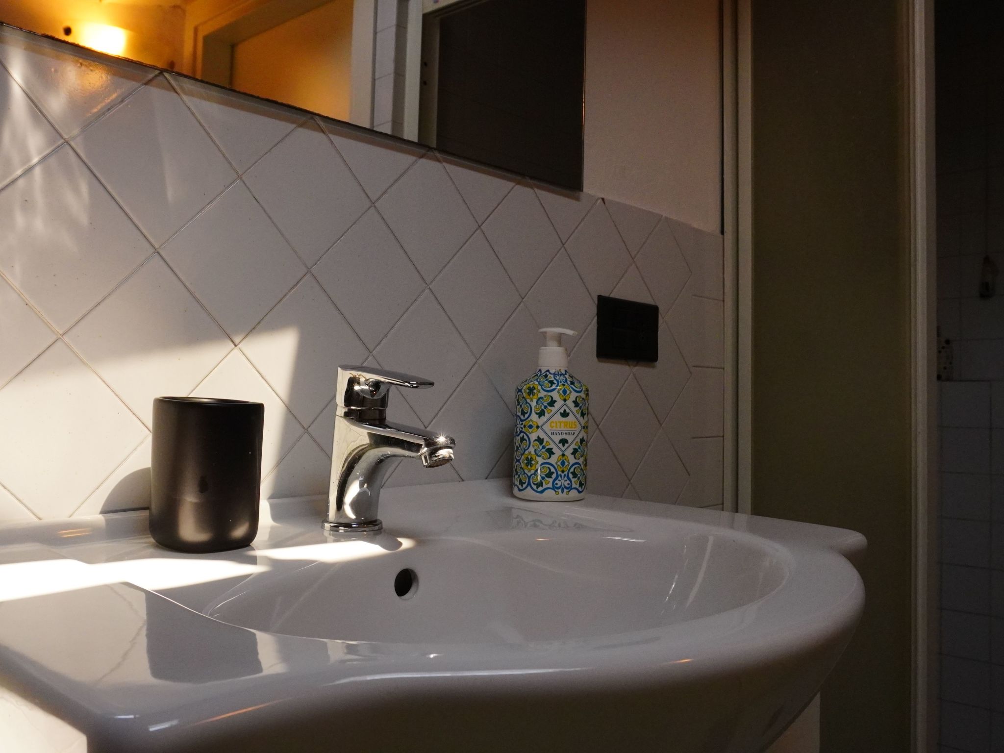 La Mansarda a Lago - Lina 3-Drinnen