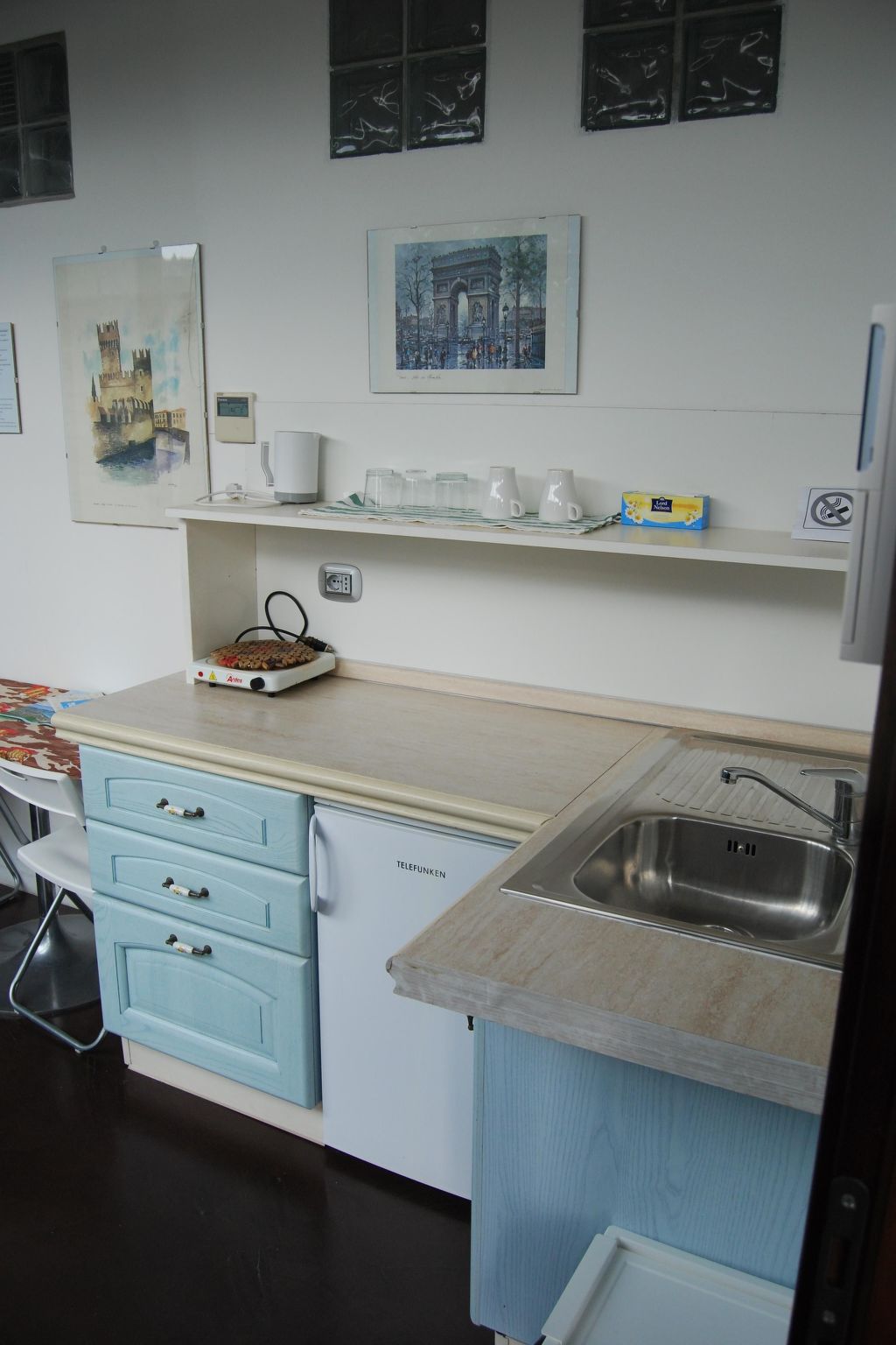 Rose 1 Studio mit Doppelbett-Drinnen