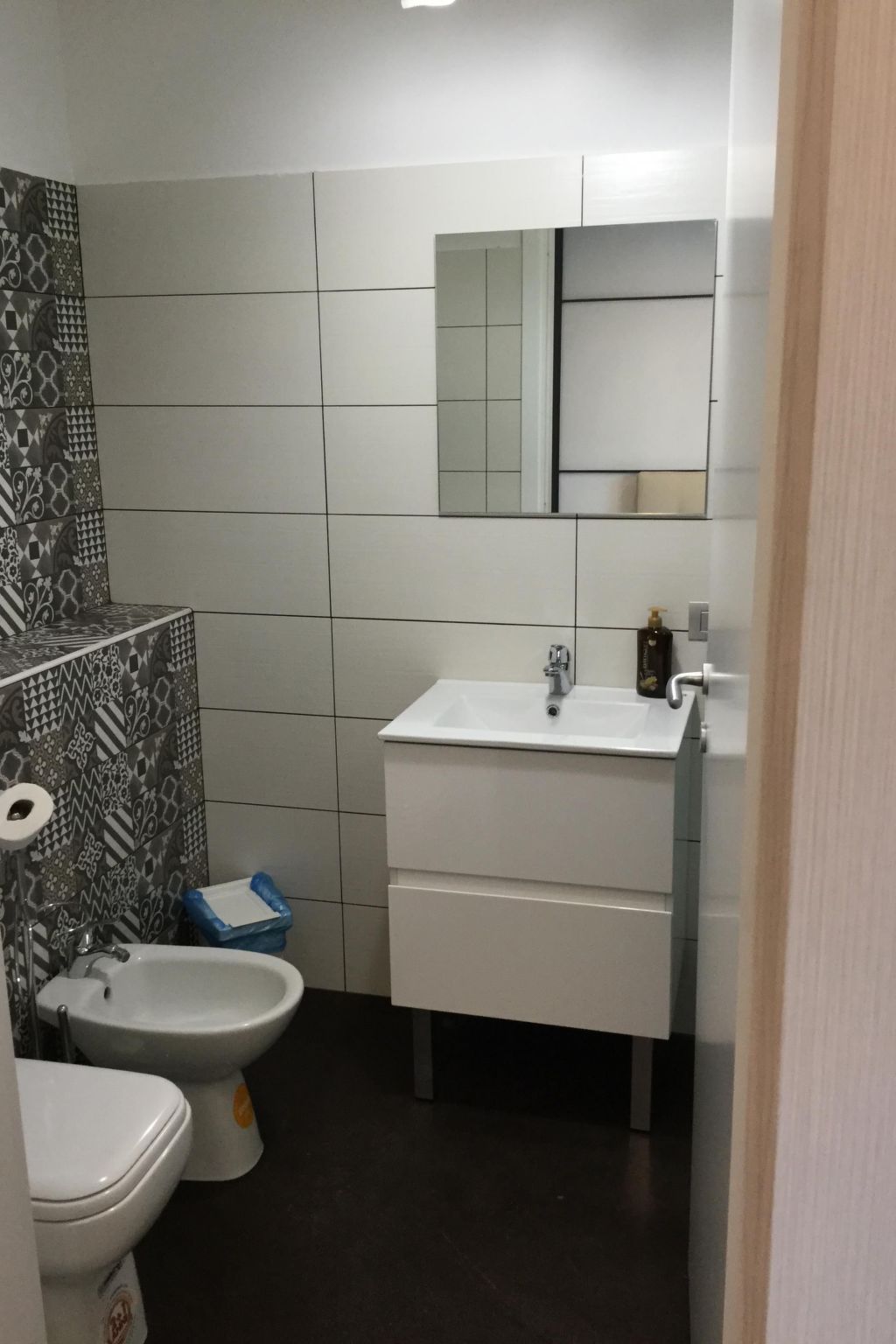 Rose 1 Studio mit Doppelbett-Drinnen