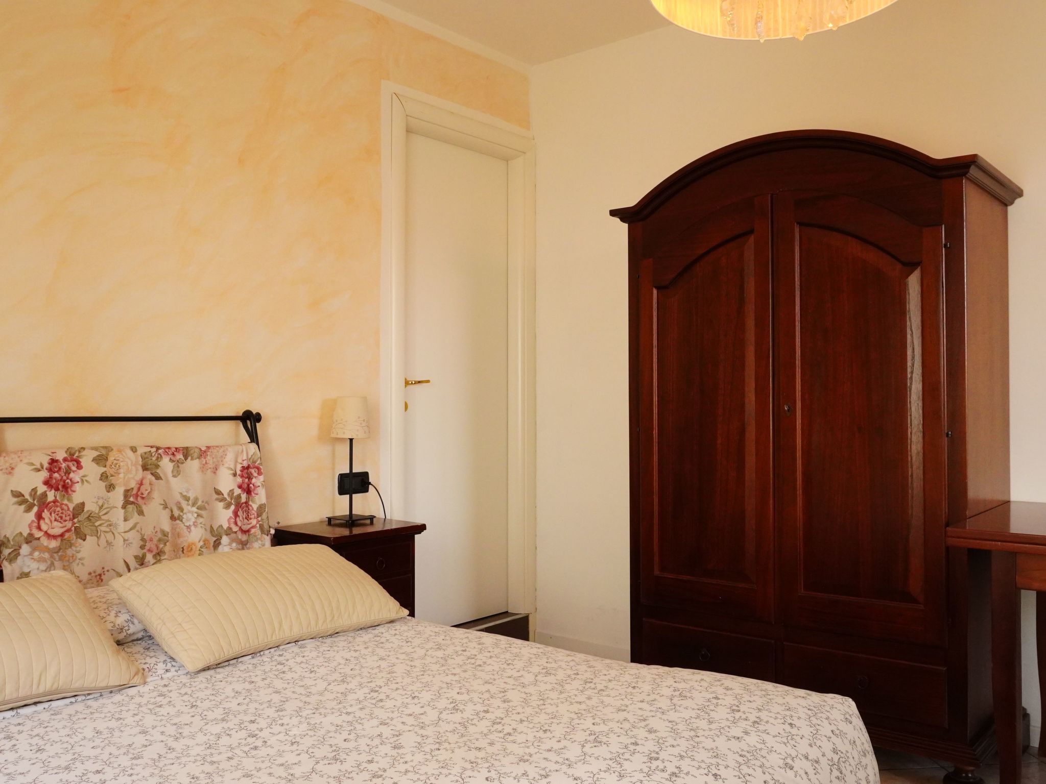 Studio-Apartment mit Seeblick-Drinnen