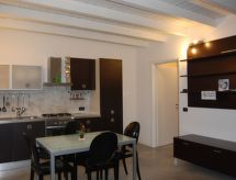 Wohnung 'Garda' mit Terrasse