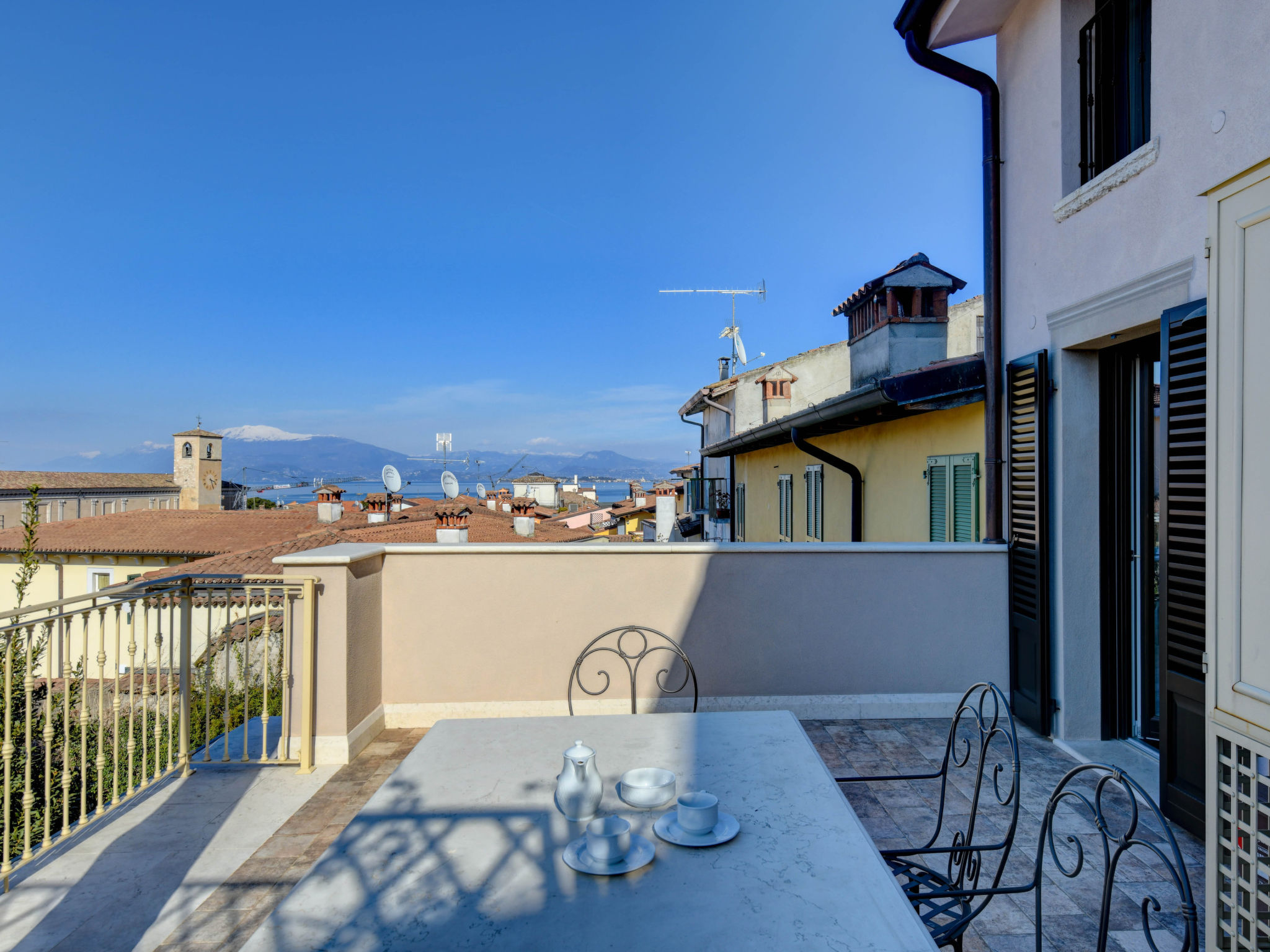  — Terrace (5 of 28)