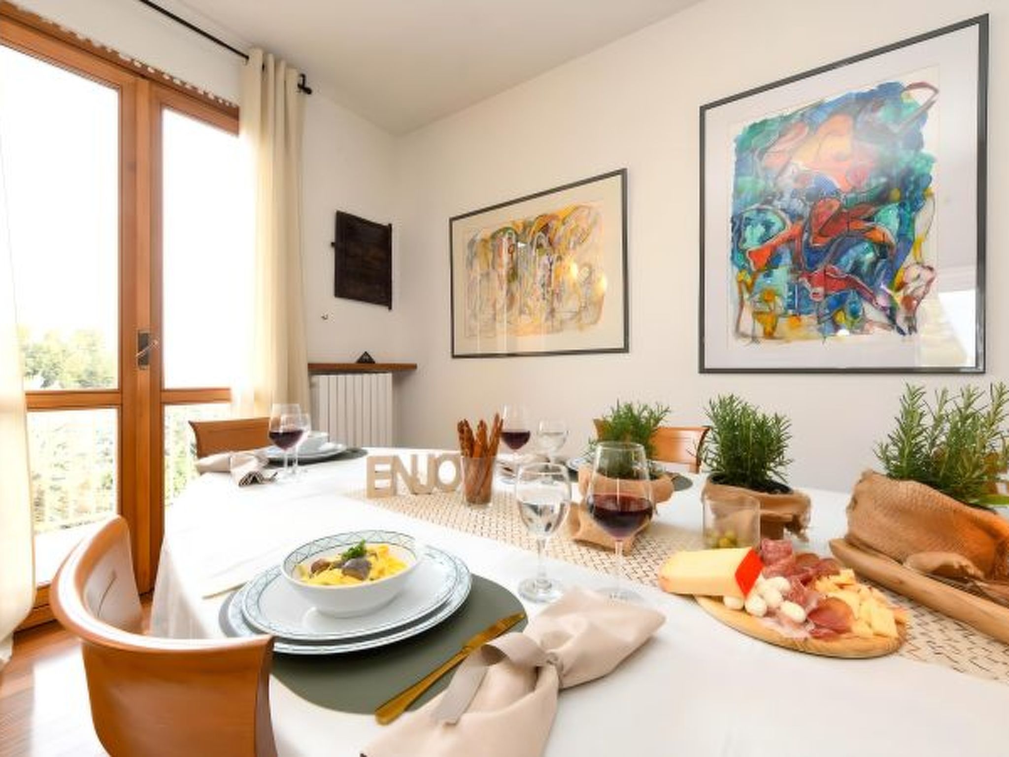Kitchen / Dining Room