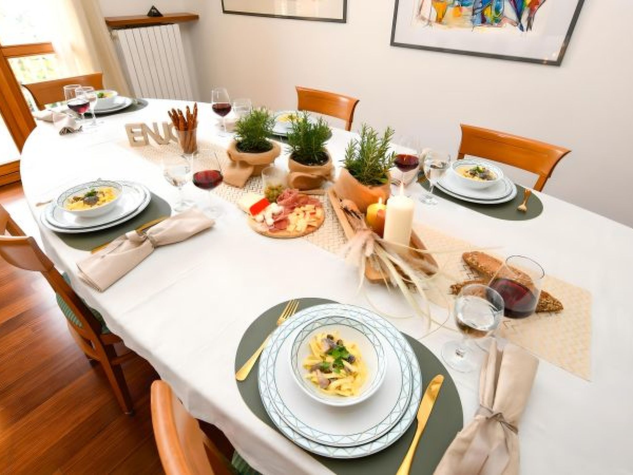 Kitchen / Dining Room
