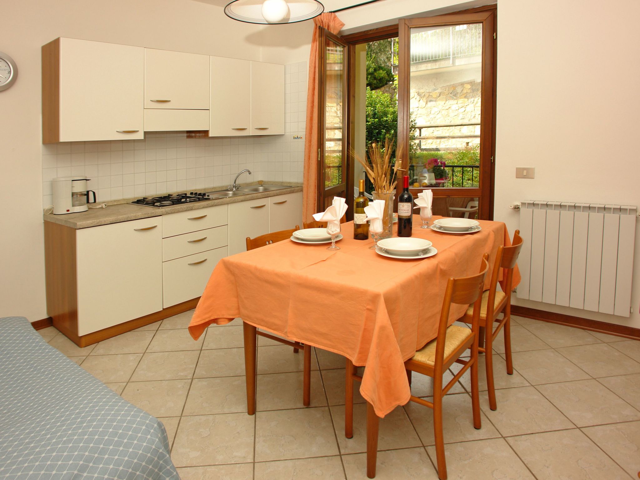 Zweizimmerwohnung mit Balkon ohne Seeblick-Inside