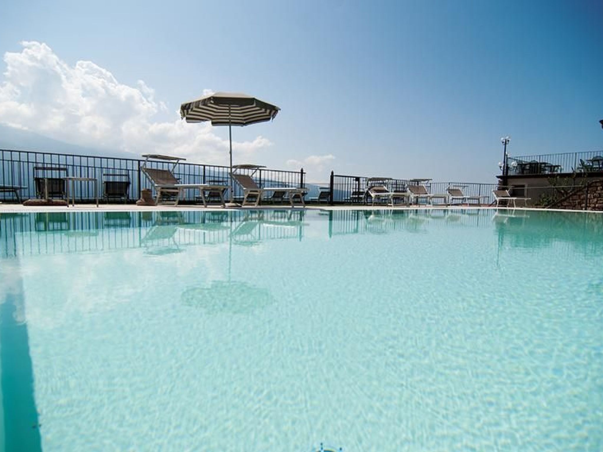 Dreizimmerwohnung mit Seeblick-Binnen