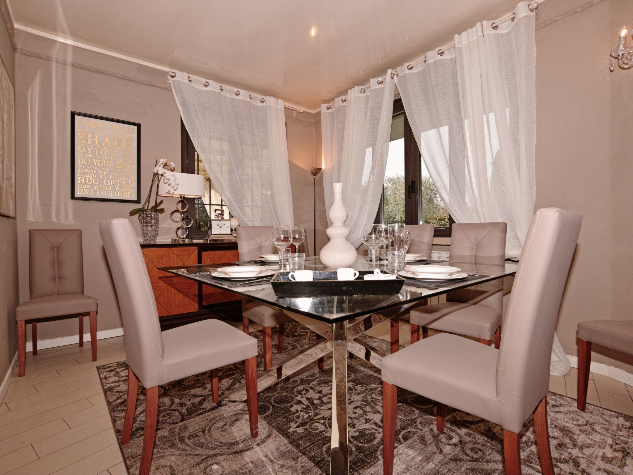 Villa 'Grazia' mit privatem Garten und Grill-Image-tags.info