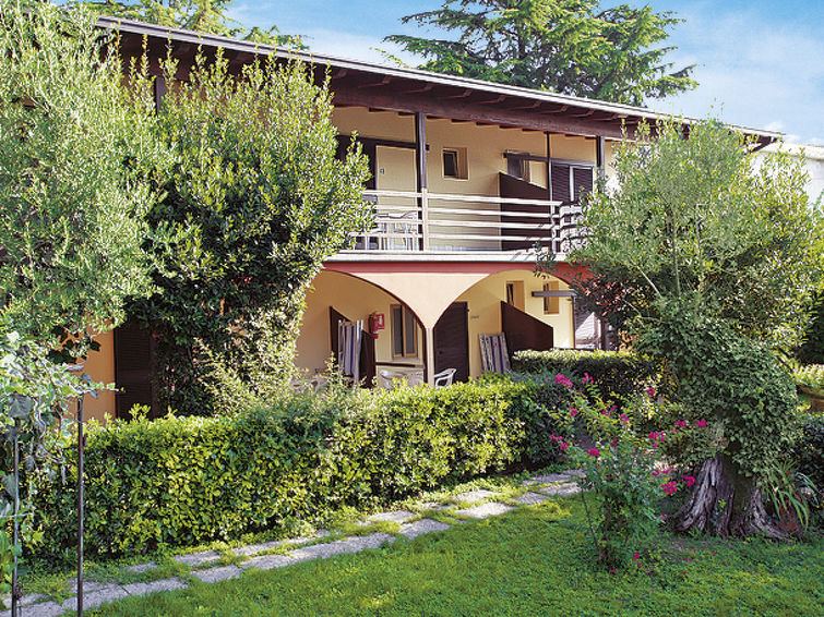 Aan het strand: Comfortabel appartement Casa Centrale in Manerba in Manerba del Garda