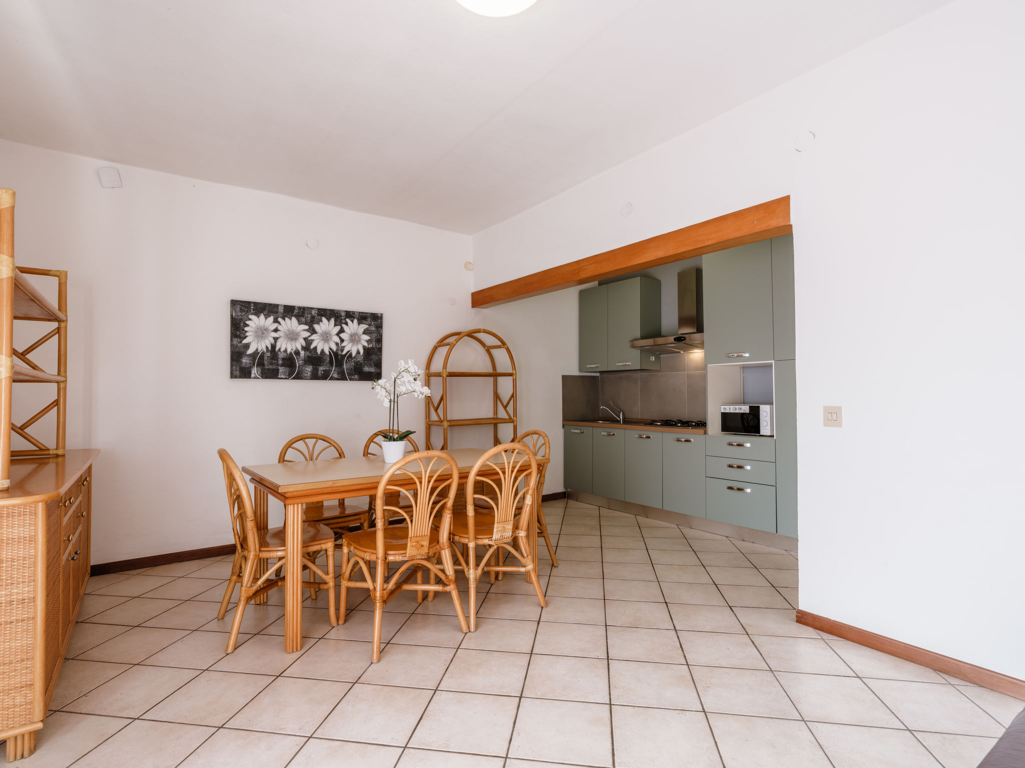 Kitchen / Dining Room