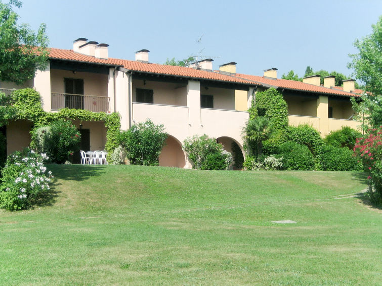 Garda Golf Green Residence (MAN205)