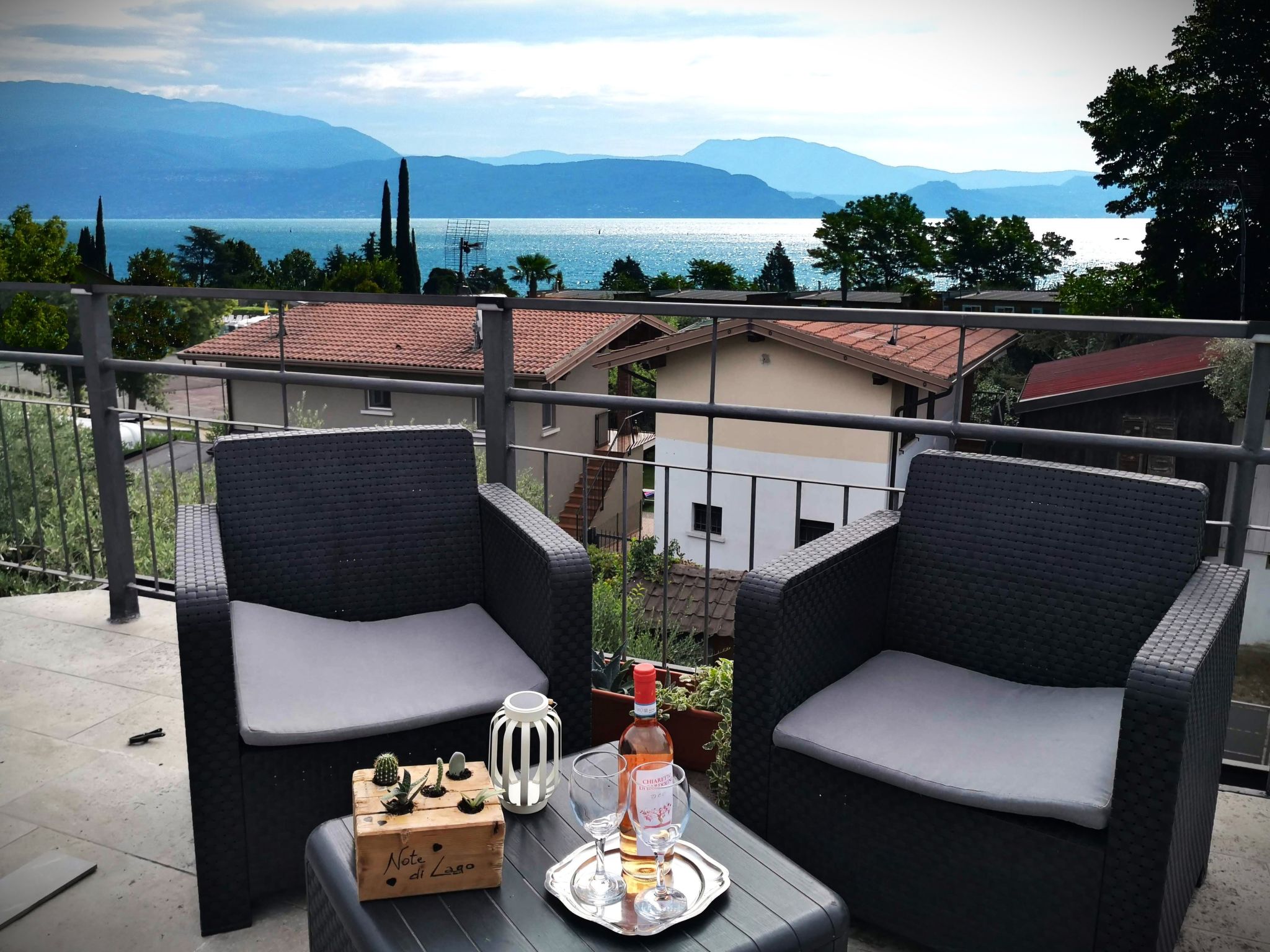 Freifläche mit direktem Zugang zum Strand-Drinnen