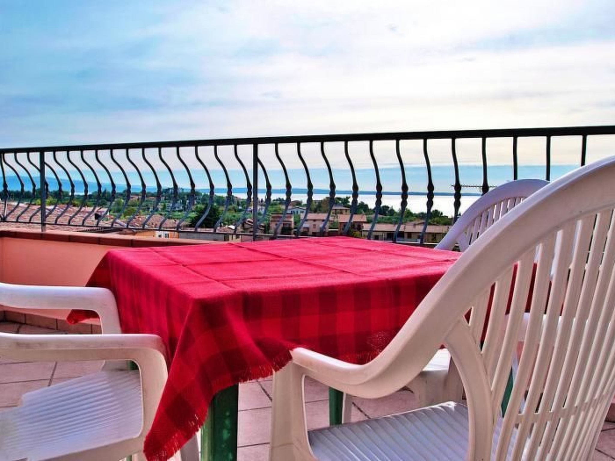 Wohnung in Solarolo mit privatem Parkplatz