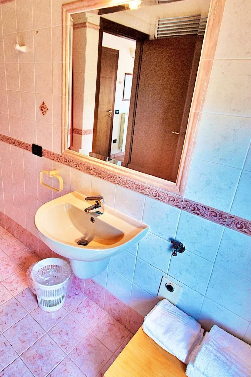 Wohnung in Solarolo mit privatem Parkplatz