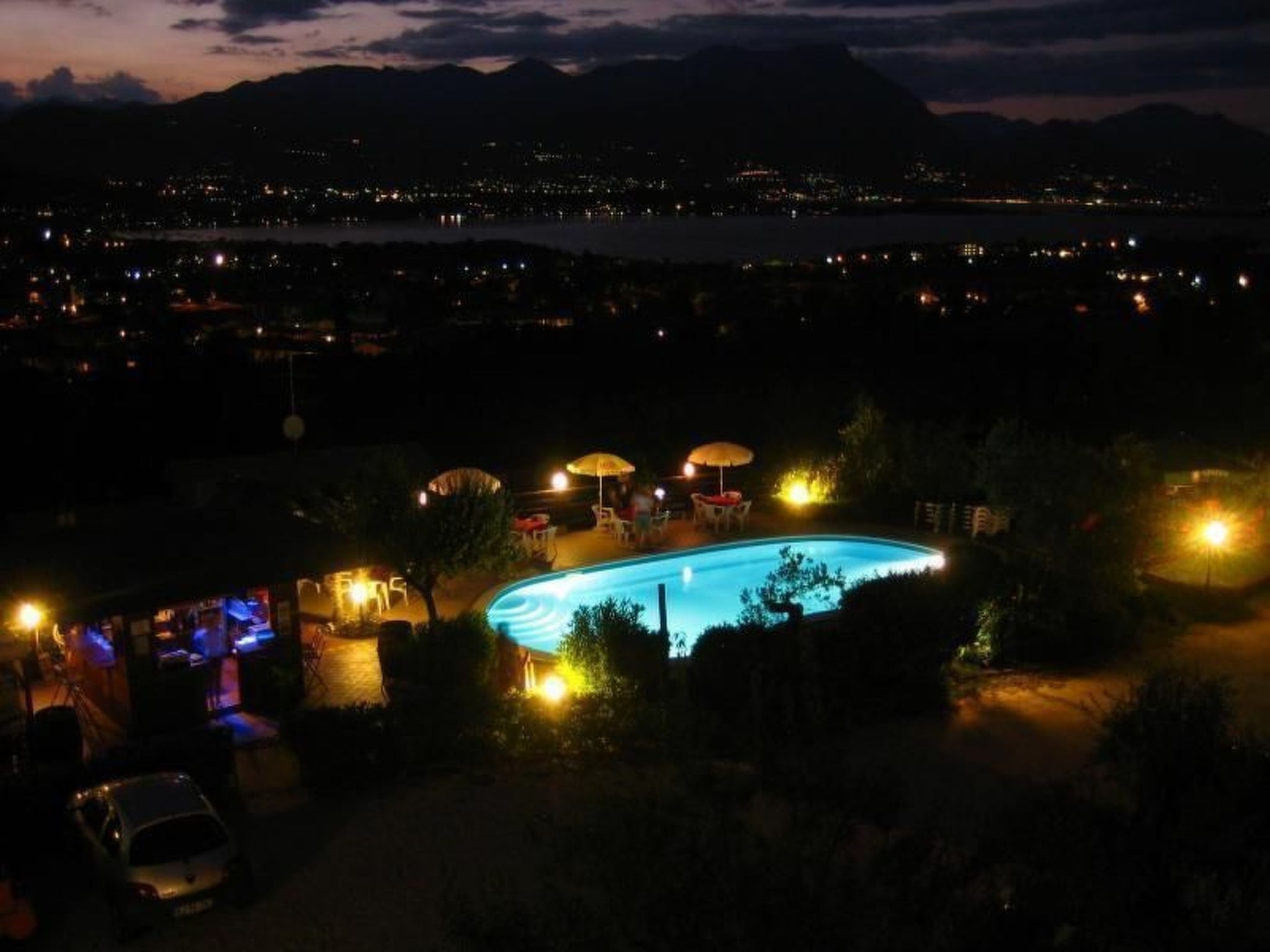 Wohnung in Solarolo mit privatem Parkplatz-Draußen