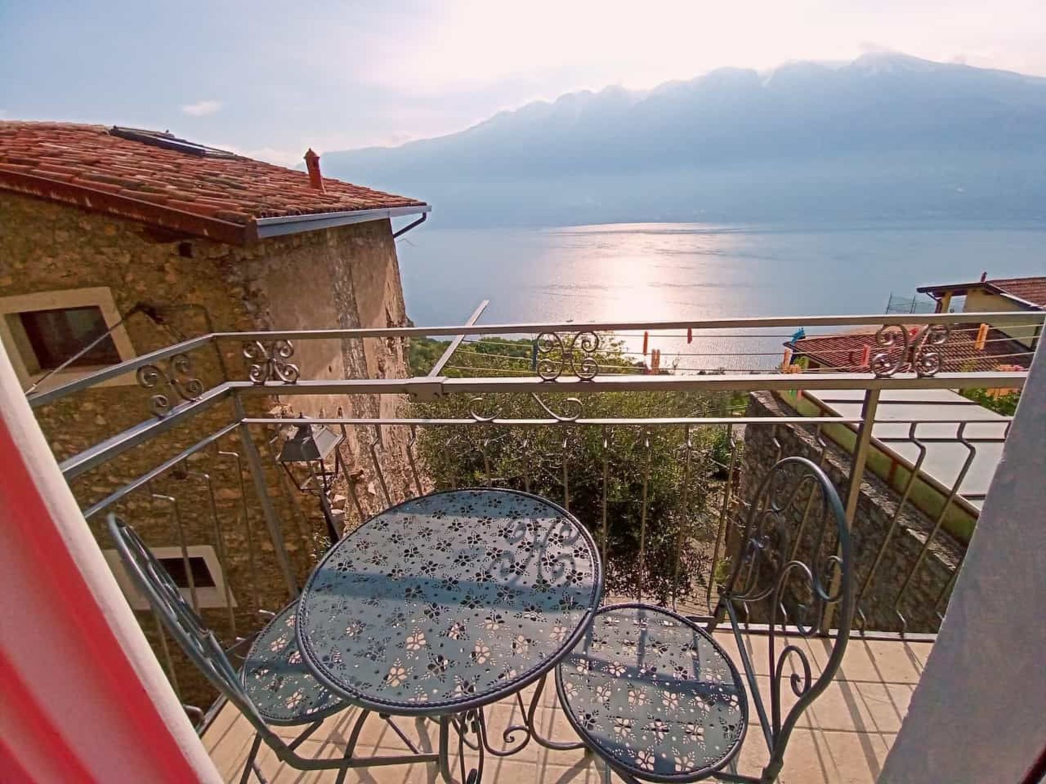 Vakantiehuis met omheinde tuin in Manerba (Italië) 1 hond is welkom